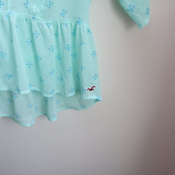 Hollister Baby Doll Top Mint Green Tie Neckline - Picture 4 of 8